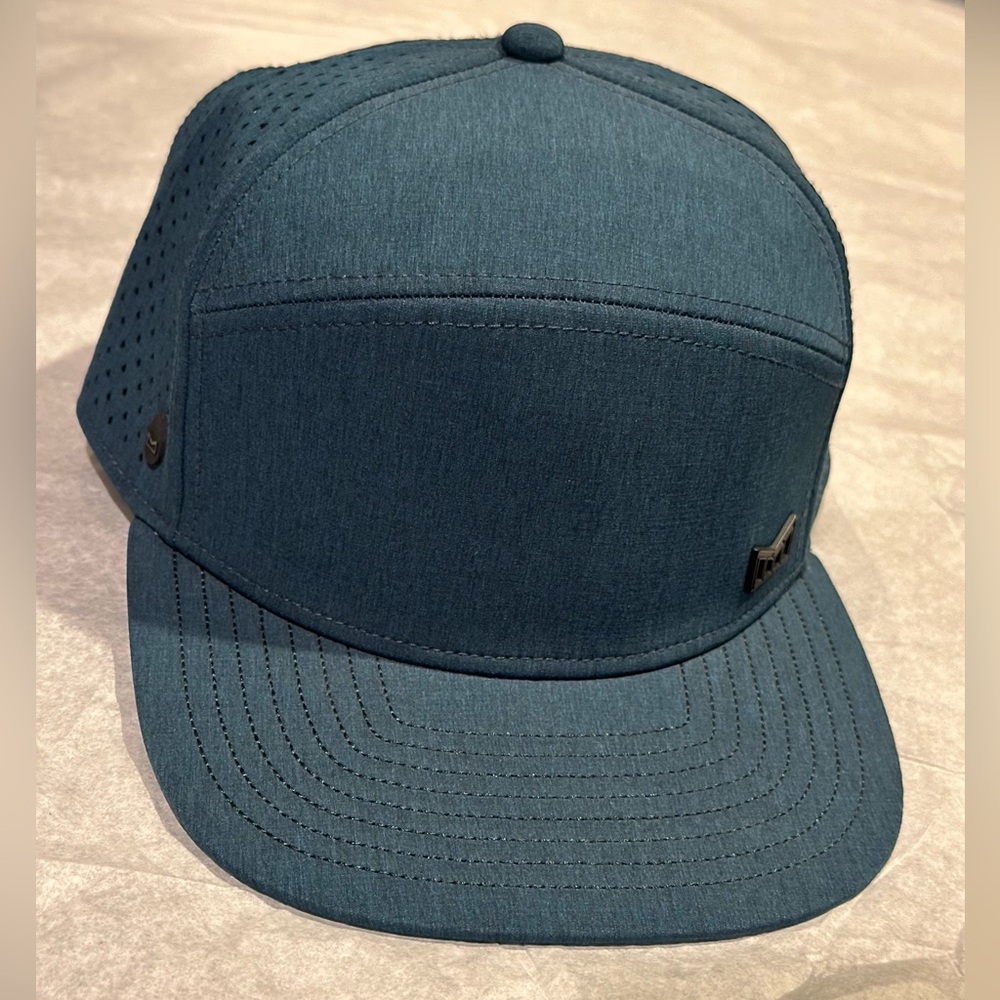 Melin flat brim snapback hat Trenches Icon Hydro Steel Blue